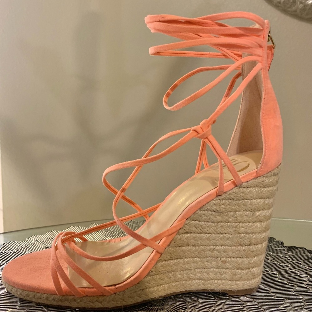 JLO wedges~ Never worn~ Size 9 1/2